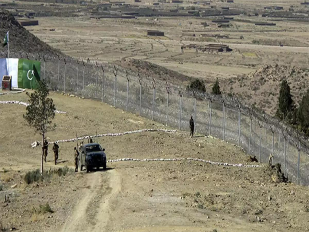 Afghan Taliban Stop Pakistan Army From Fencing International Border